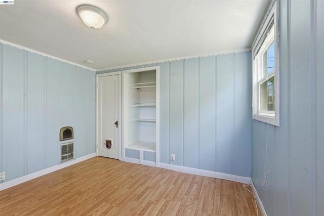 1095 Peach St, Alameda, CA 94501