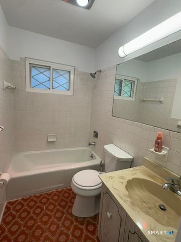 54 Hope Street S, Stamford, CT 06906