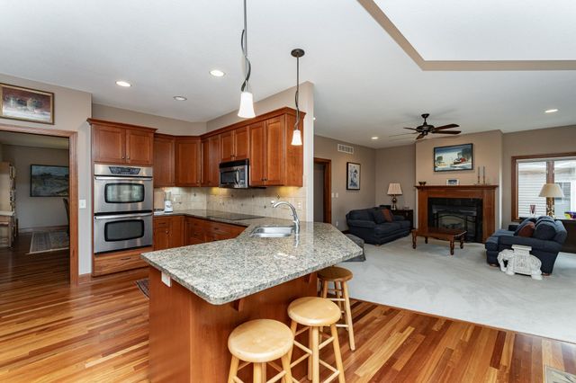 1598 Salem Court SW, Rochester, MN 55902