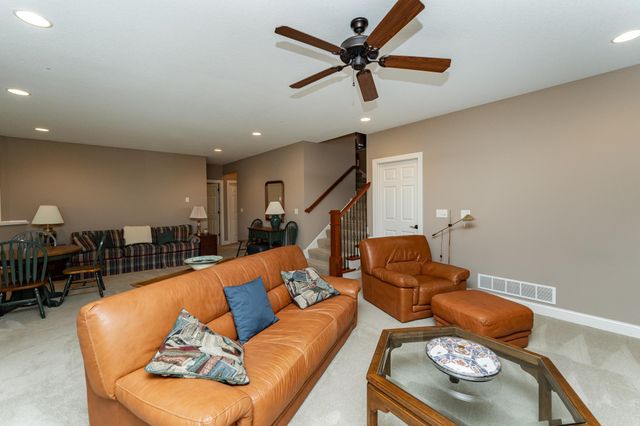 1598 Salem Court SW, Rochester, MN 55902