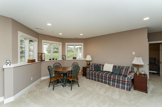 1598 Salem Court SW, Rochester, MN 55902