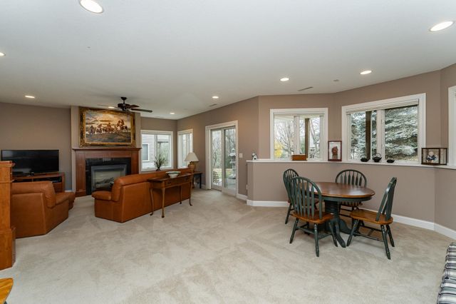 1598 Salem Court SW, Rochester, MN 55902