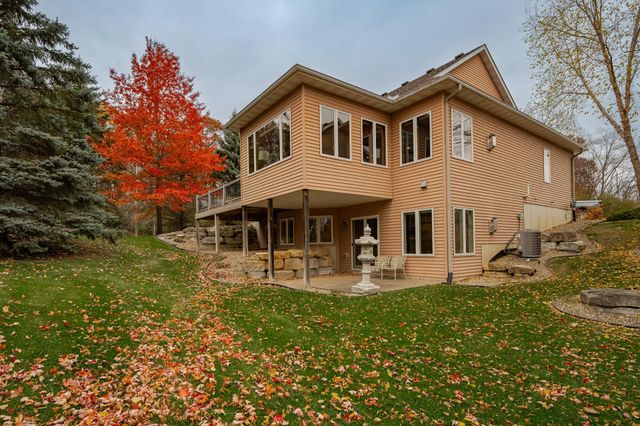 1598 Salem Court SW, Rochester, MN 55902