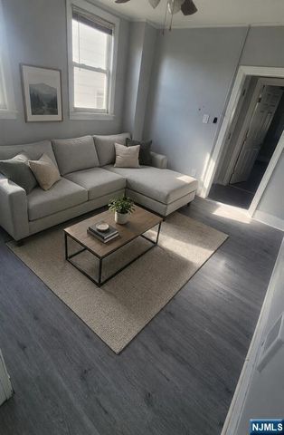 190 17th Avenue, Paterson, NJ 07504