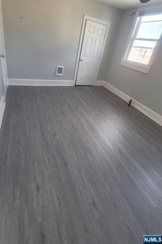 190 17th Avenue, Paterson, NJ 07504