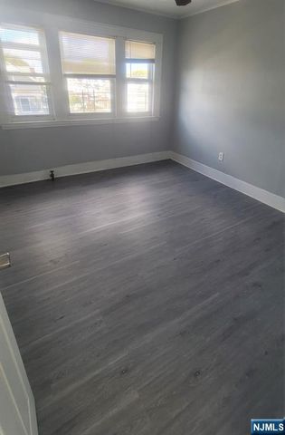 190 17th Avenue, Paterson, NJ 07504