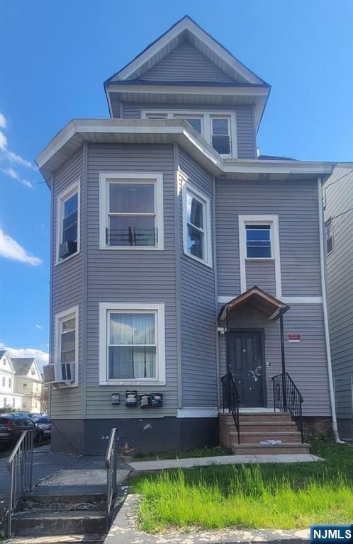 190 17th Avenue, Paterson, NJ 07504