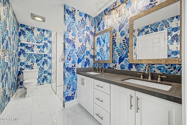 2229 E BELMONT Avenue, Phoenix, AZ 85020
