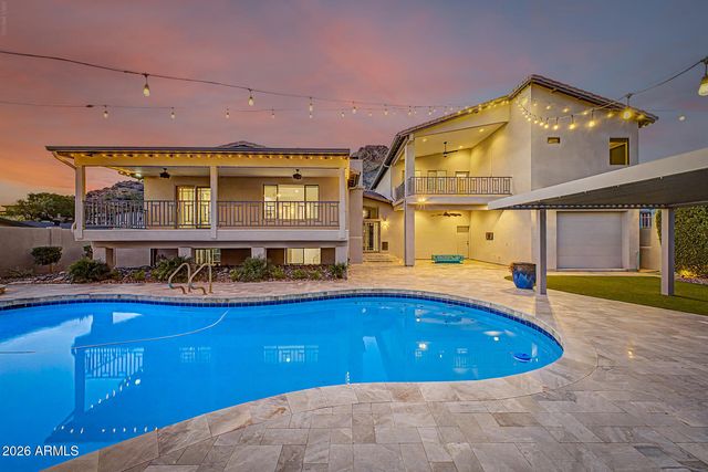 2229 E BELMONT Avenue, Phoenix, AZ 85020