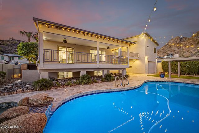 2229 E BELMONT Avenue, Phoenix, AZ 85020