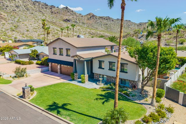 2229 E BELMONT Avenue, Phoenix, AZ 85020