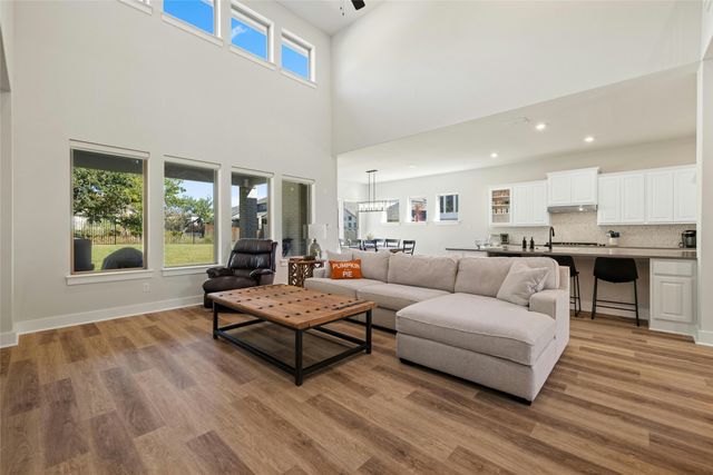 117 Peacevine Lane, Liberty Hill, TX 78642