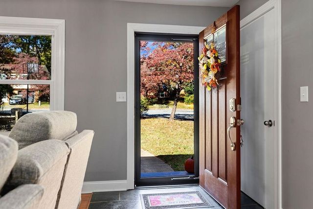 1018 GLENDALE RD, Charlottesville, VA 22901