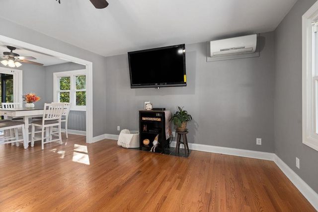 1018 GLENDALE RD, Charlottesville, VA 22901