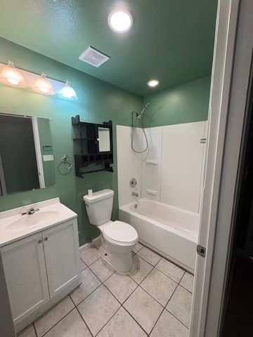 606 Guadalimar ST, Lockhart, TX 78644