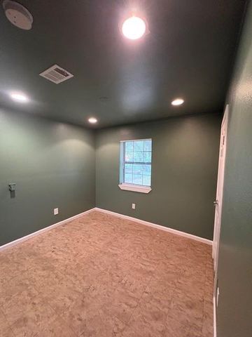 606 Guadalimar ST, Lockhart, TX 78644