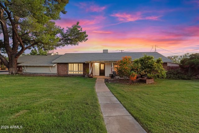 1401 W FRIER Drive, Phoenix, AZ 85021