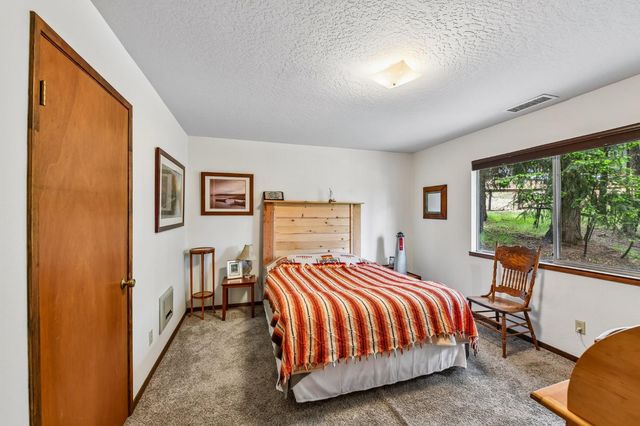 5619 Pennyroyal Dr, Pollock Pines, CA 95726