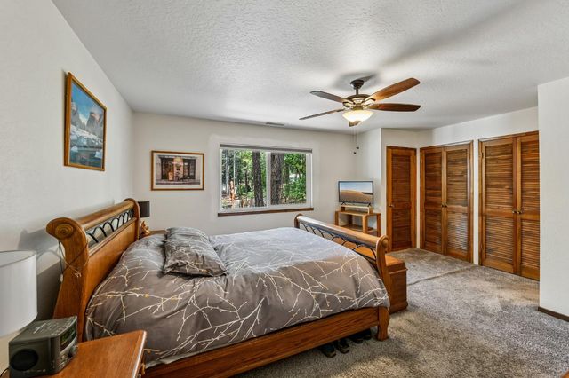 5619 Pennyroyal Dr, Pollock Pines, CA 95726