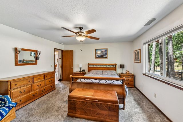 5619 Pennyroyal Dr, Pollock Pines, CA 95726