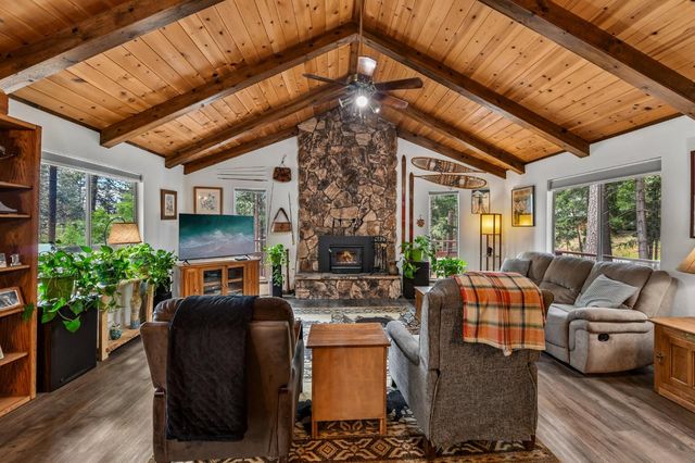 5619 Pennyroyal Dr, Pollock Pines, CA 95726