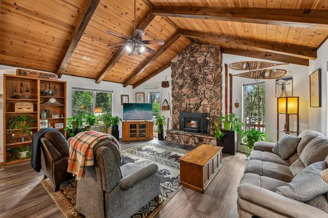 5619 Pennyroyal Dr, Pollock Pines, CA 95726