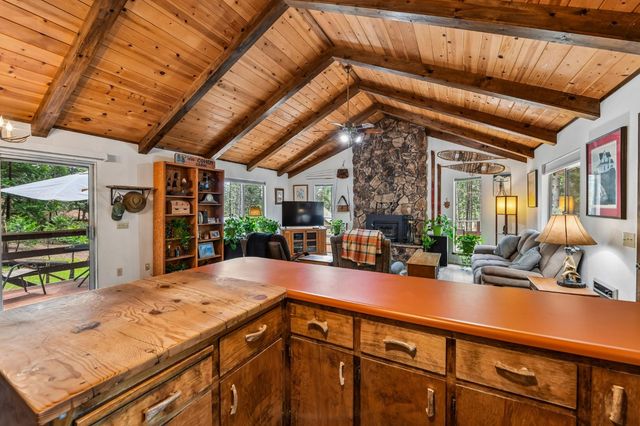 5619 Pennyroyal Dr, Pollock Pines, CA 95726
