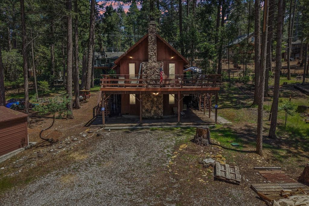 5619 Pennyroyal Dr, Pollock Pines, CA 95726