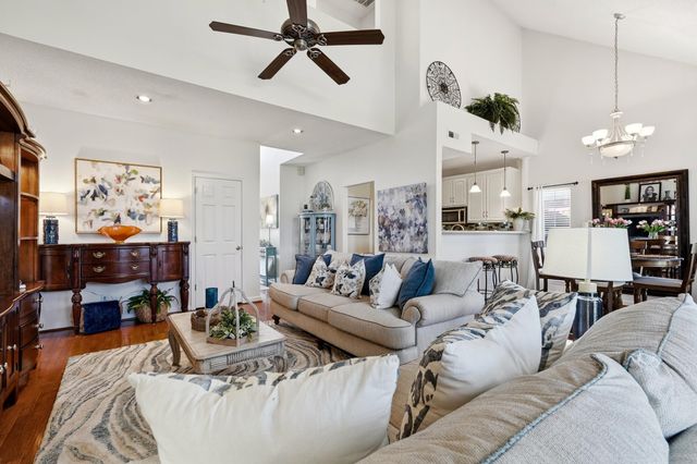 523 Stonemason Dr., Myrtle Beach, SC 29579
