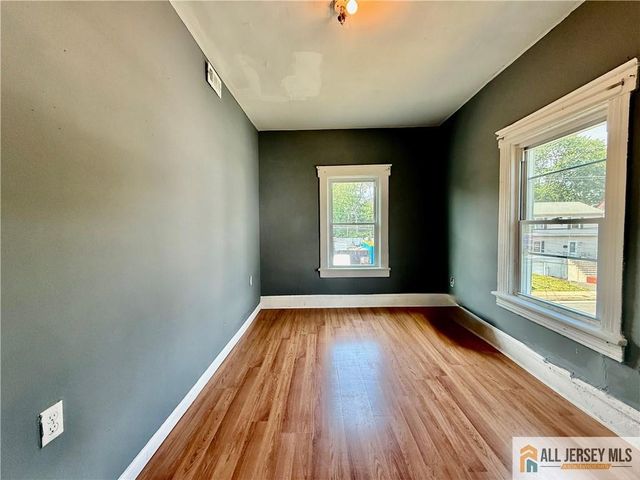 659 S 2nd Street, Plainfield, NJ 07060