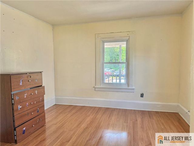 659 S 2nd Street, Plainfield, NJ 07060