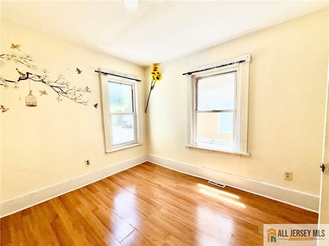 659 S 2nd Street, Plainfield, NJ 07060