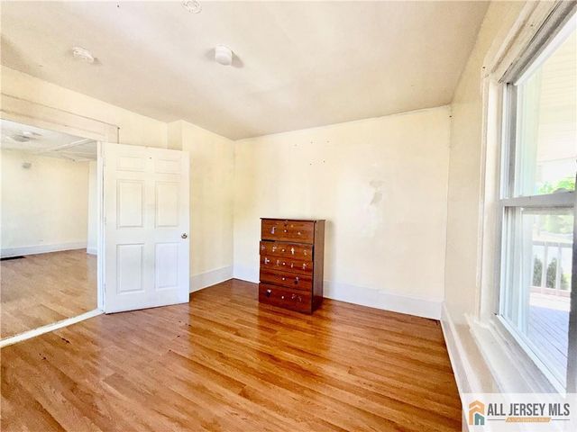 659 S 2nd Street, Plainfield, NJ 07060