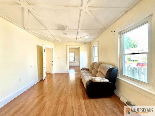 659 S 2nd Street, Plainfield, NJ 07060
