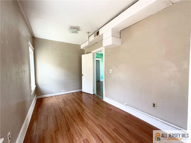 659 S 2nd Street, Plainfield, NJ 07060