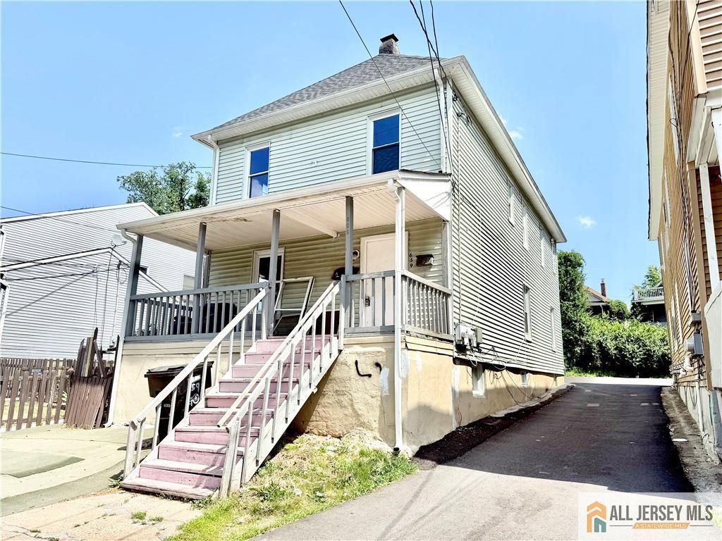 659 S 2nd Street, Plainfield, NJ 07060