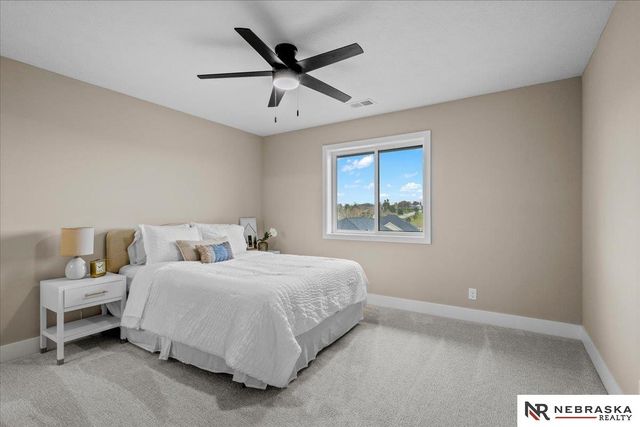 21707 Glenmore Drive, Gretna, NE 68028