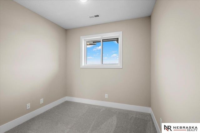 21707 Glenmore Drive, Gretna, NE 68028