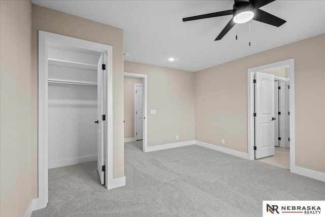 21707 Glenmore Drive, Gretna, NE 68028
