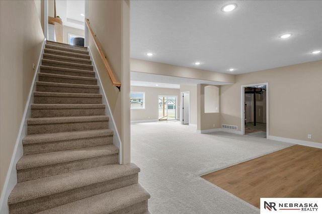 21707 Glenmore Drive, Gretna, NE 68028