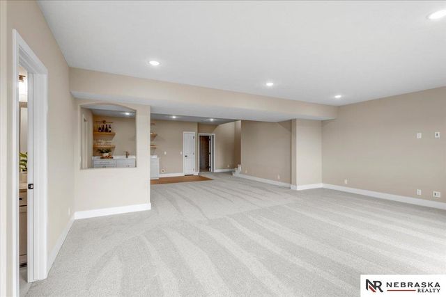 21707 Glenmore Drive, Gretna, NE 68028