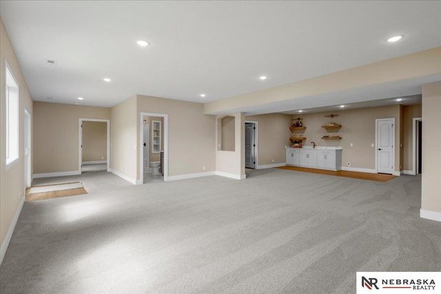 21707 Glenmore Drive, Gretna, NE 68028