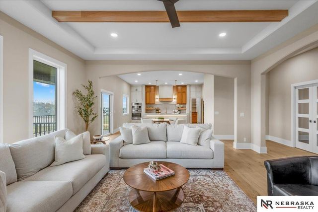 21707 Glenmore Drive, Gretna, NE 68028