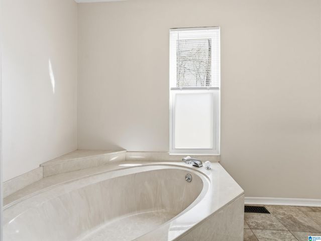 270 RIDGE TRAIL, Warrior, AL 35180