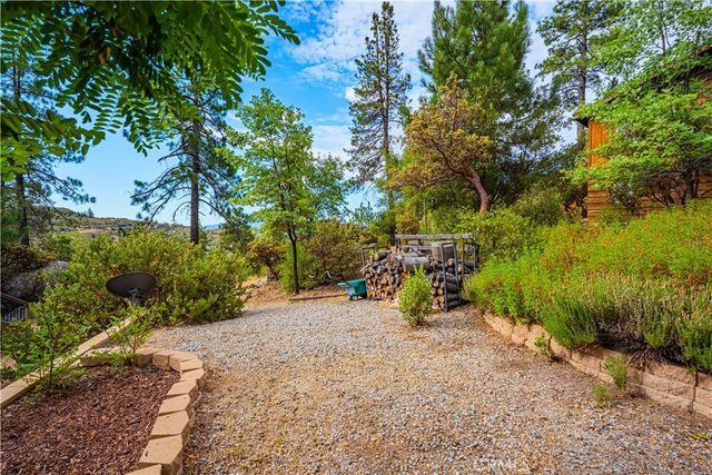 53599 Westridge Rd, Idyllwild, CA 92549