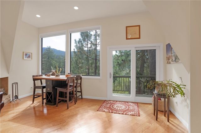 53599 Westridge Rd, Idyllwild, CA 92549