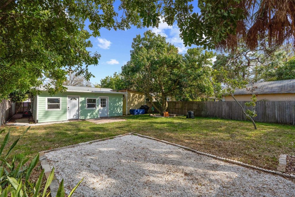 Image 24 of property listing at 3120 20TH STREET N, St Petersburg, FL 33713