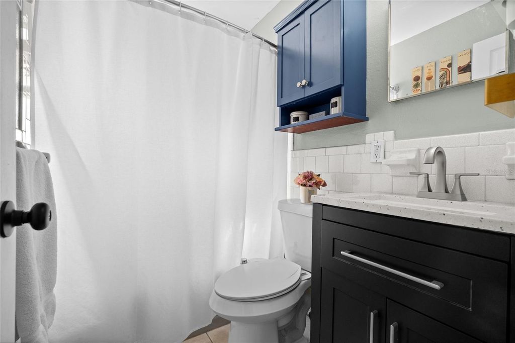 Image 8 of property listing at 3120 20TH STREET N, St Petersburg, FL 33713