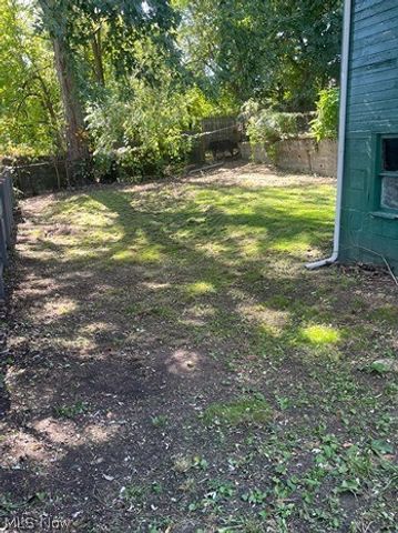 230 Helen Avenue, Akron, OH 44310