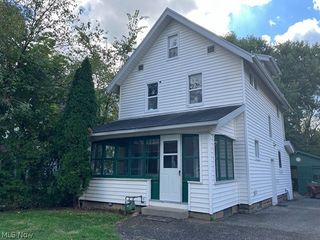 230 Helen Avenue, Akron, OH 44310